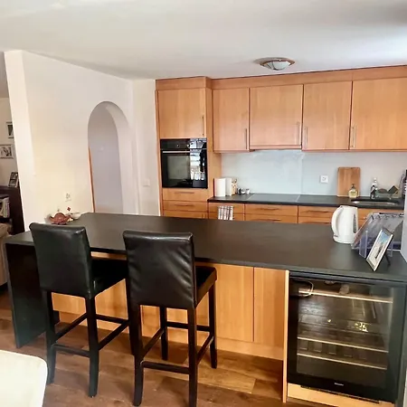 Two Bedroom Cozy Flat Klosters